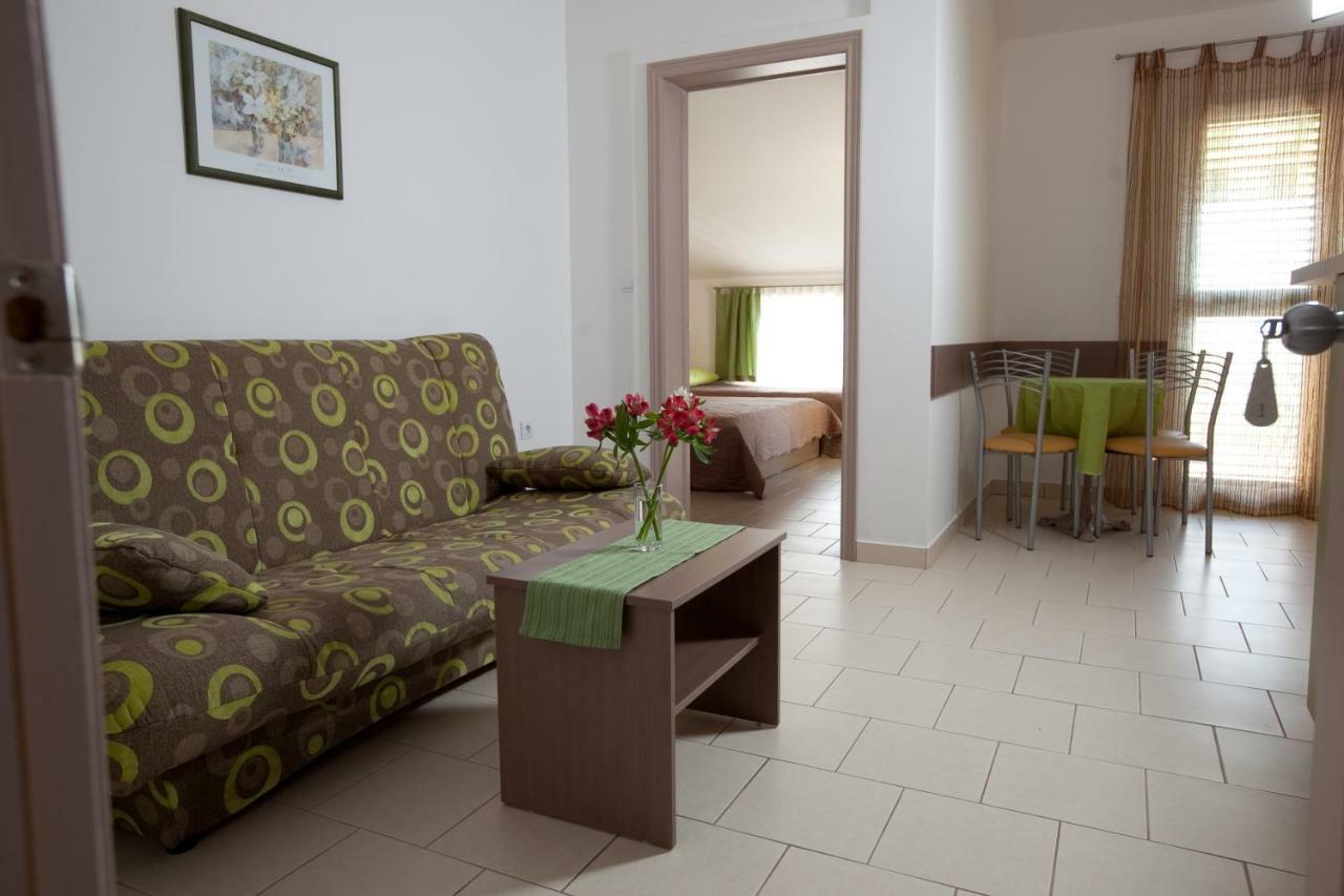 Apartments Smiljka II Tučepi Zewnętrze zdjęcie