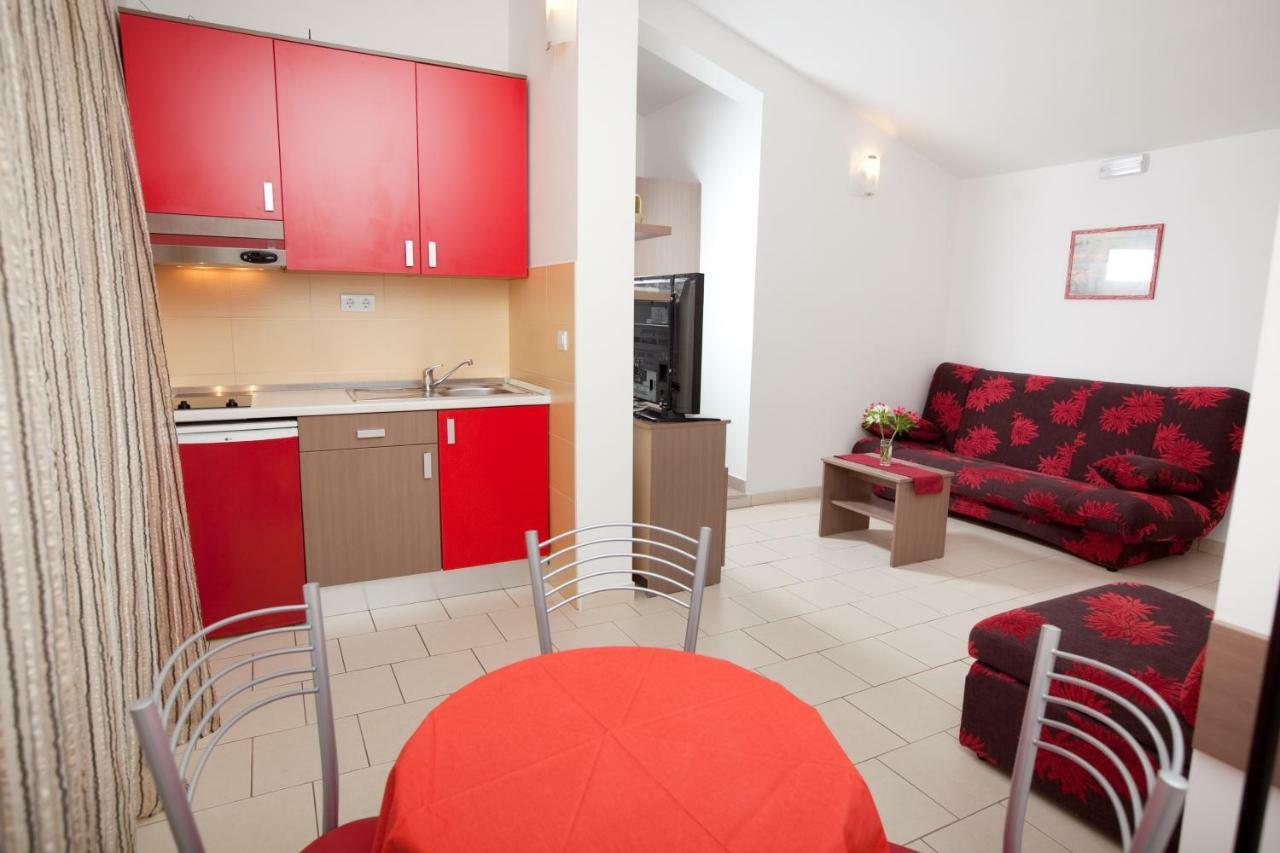 Apartments Smiljka II Tučepi Zewnętrze zdjęcie