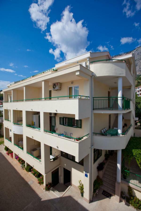 Apartments Smiljka II Tučepi Zewnętrze zdjęcie